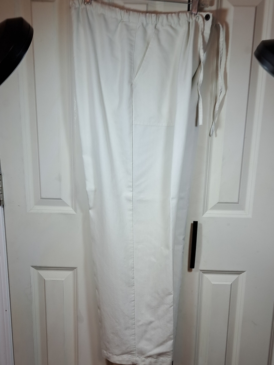 Jamaica Bay Pants - JAMAICA BAY Straight Leg Women's Pants in Off White - Classic Pull-On Style